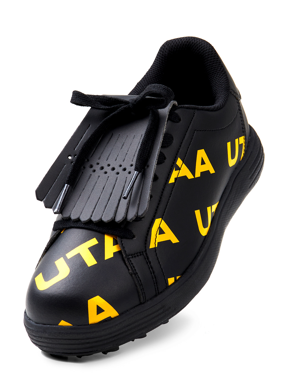 UTAA Logo Wave Tassel Sneakers : Black (UB0GHF103BK)
